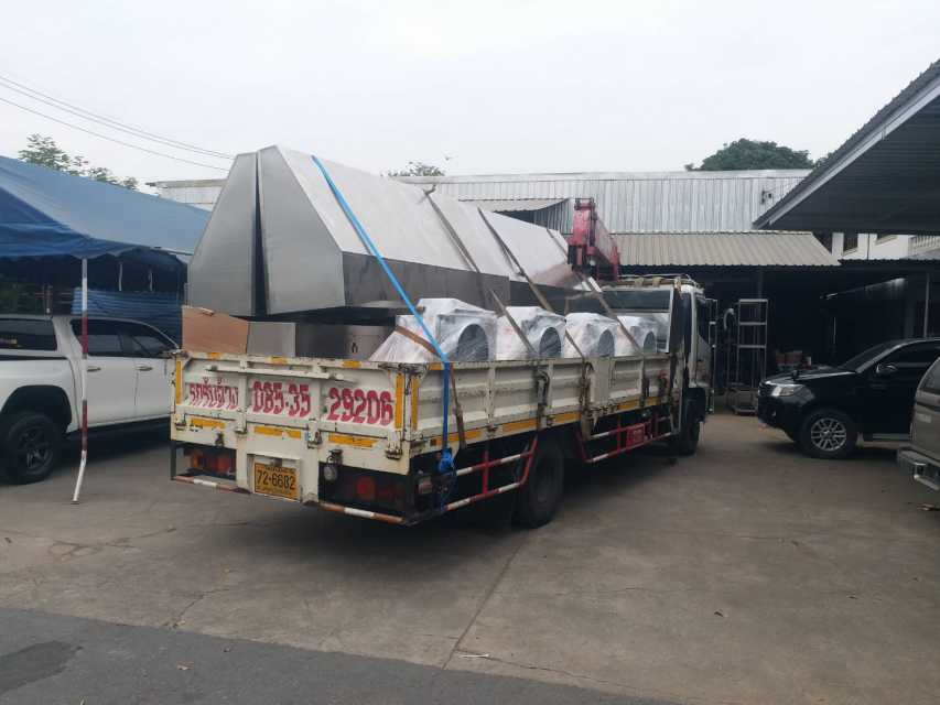 20 - https://คํานึงรถเครนรถเฮี๊ยบรับจ้าง.com | คํานึงรถเฮี๊ยบรับจ้าง - ให้บริการรถเฮียบรับจ้าง เพื่อการขนย้ายสิ่งของต่างๆ ที่มีขนาดใหญ่ ให้บริการอำนวยความสะดวกได้เป็นอย่างดี บริการรถเฮียบรับจ้าง 4 ล้อ ให้เลือกอยู่หลากหลายแบบ เช่น รถเฮี๊ยบรับจ้าง 10 ตัน 3 ตัน 5 ตัน ที่พร้อมรองรับความต้องการของผู้ขนย้ายได้เป็นอย่างดี