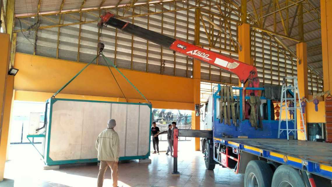 6 - https://คํานึงรถเครนรถเฮี๊ยบรับจ้าง.com | คํานึงรถเฮี๊ยบรับจ้าง - ให้บริการรถเฮียบรับจ้าง เพื่อการขนย้ายสิ่งของต่างๆ ที่มีขนาดใหญ่ ให้บริการอำนวยความสะดวกได้เป็นอย่างดี บริการรถเฮียบรับจ้าง 4 ล้อ ให้เลือกอยู่หลากหลายแบบ เช่น รถเฮี๊ยบรับจ้าง 10 ตัน 3 ตัน 5 ตัน ที่พร้อมรองรับความต้องการของผู้ขนย้ายได้เป็นอย่างดี